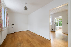 Sitting Room- click for photo gallery